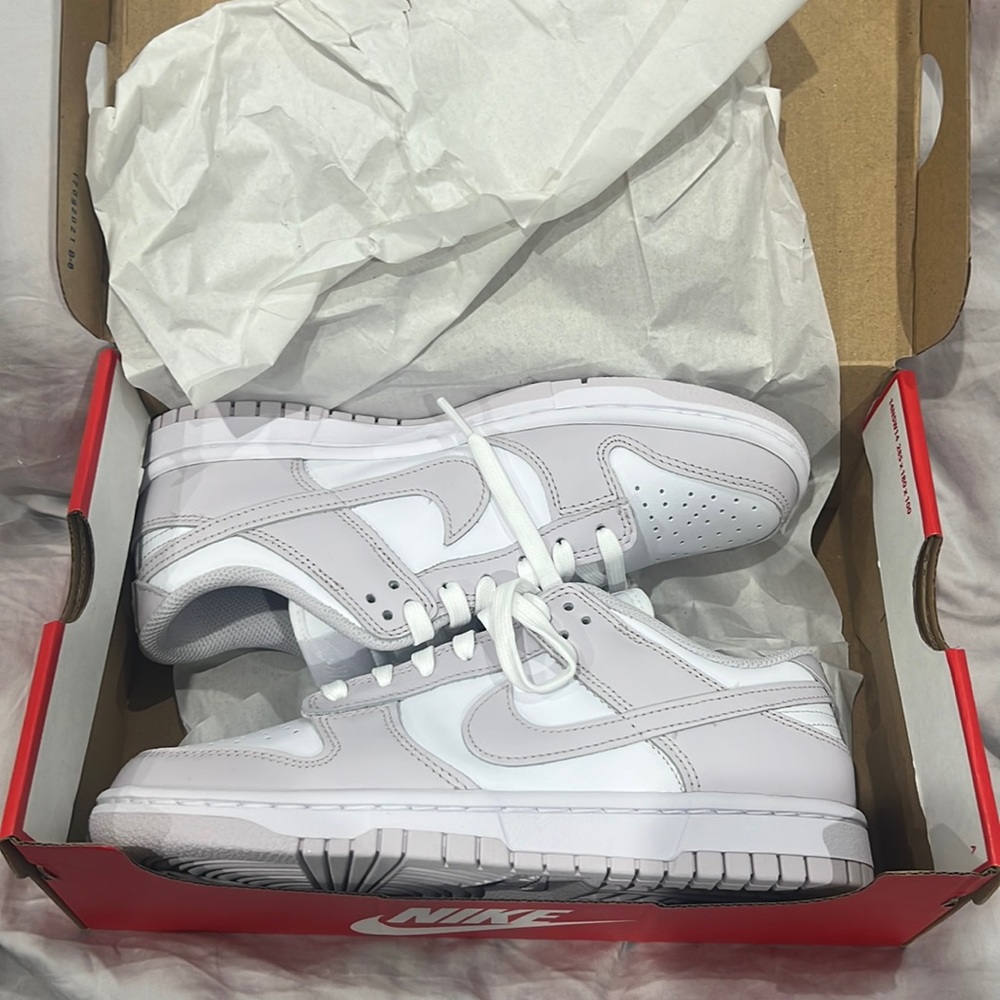 ✖️SOLD ✖️BNIB nike dunk low sz 7 womens white/venice